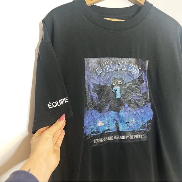 Vintage Genesis Tour Staff Tee - Picture 4 of 4